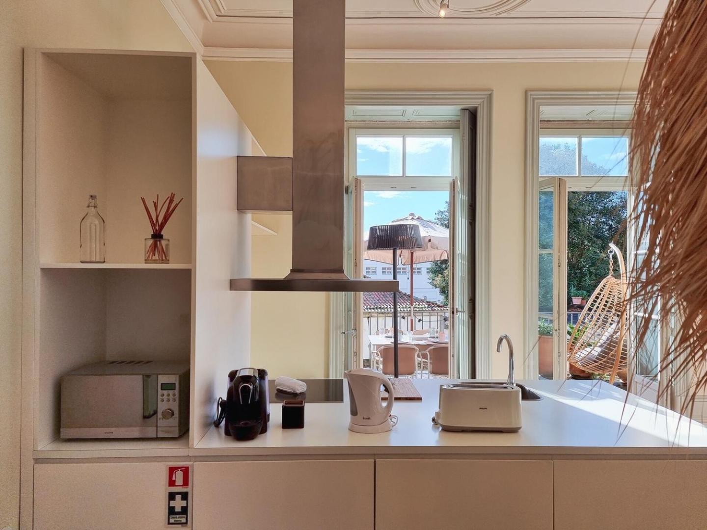 Stunning Flat With Private Balcony In Center Porto