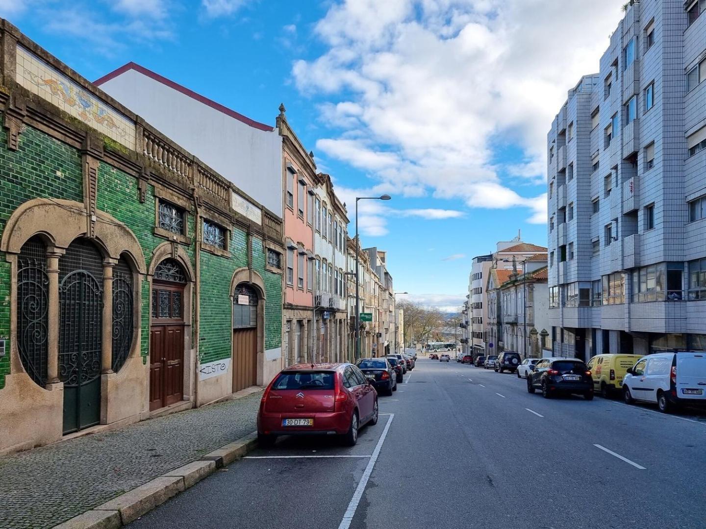 Apartamento Stunning Flat With Private Balcony In Center *